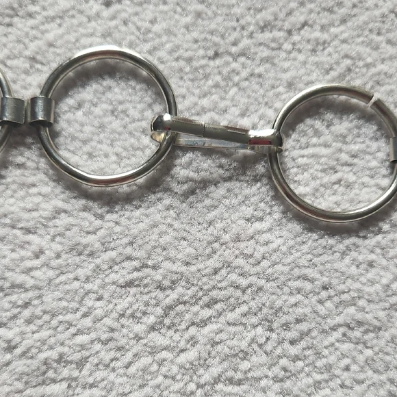 Loop Link Belt - Picture 3 of 3